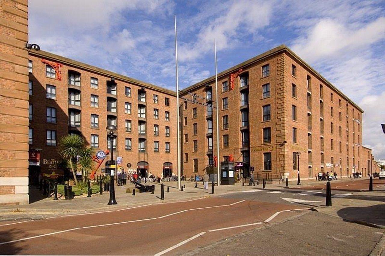 Premier Inn Liverpool Albert Dock Exterior foto